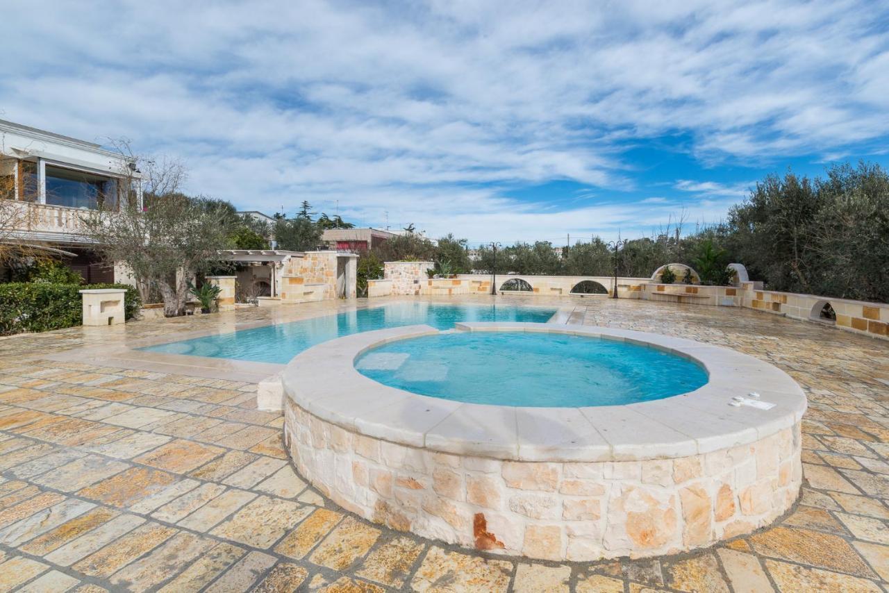 Appartamento Ortensia In Villa Mariella Ostuni Exterior foto