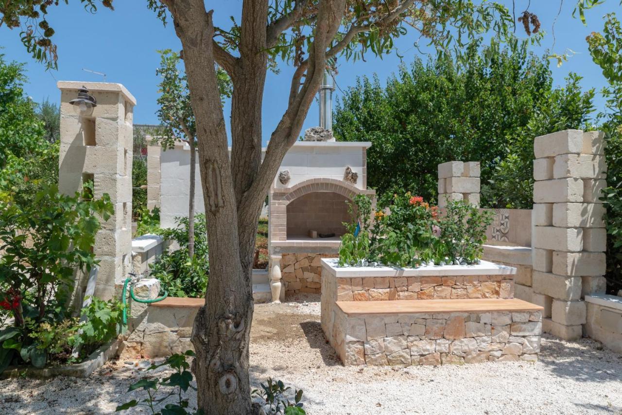Appartamento Ortensia In Villa Mariella Ostuni Exterior foto