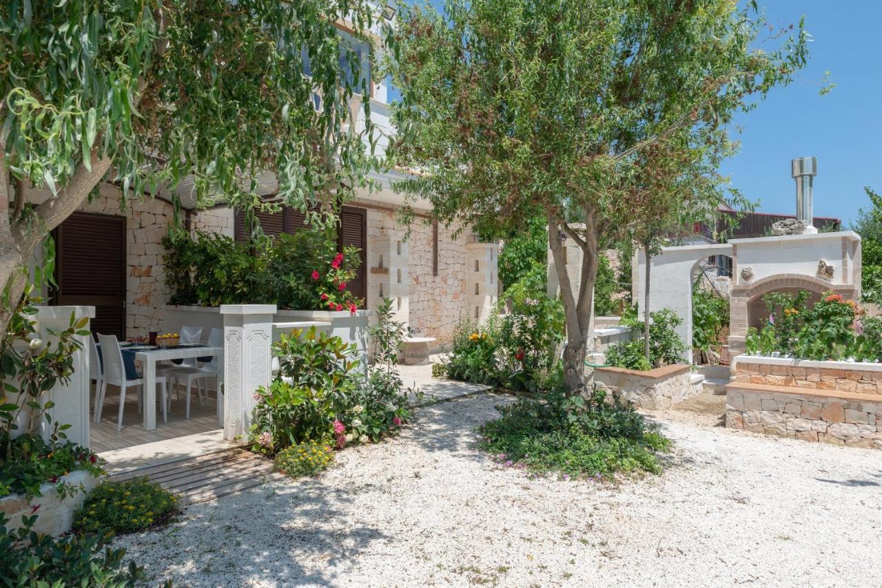 Appartamento Ortensia In Villa Mariella Ostuni Exterior foto