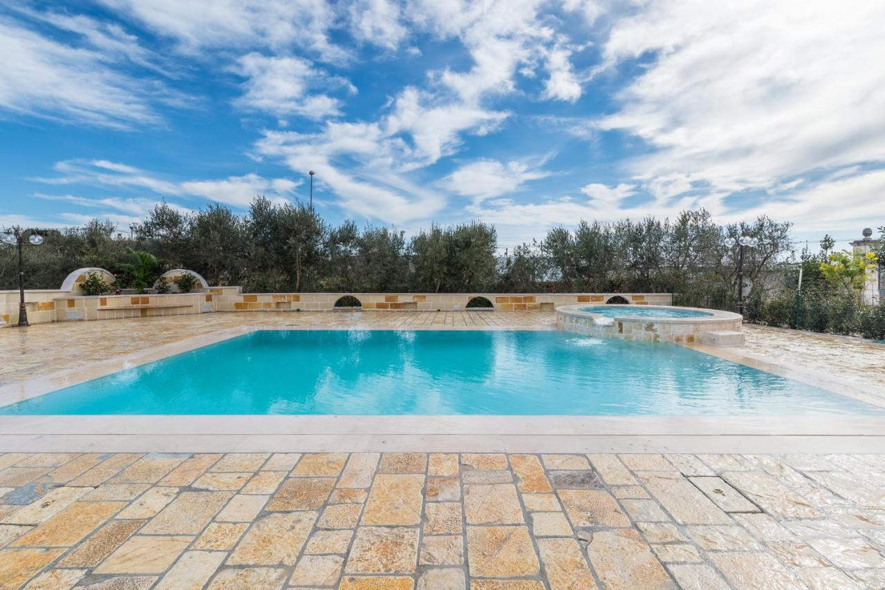 Appartamento Ortensia In Villa Mariella Ostuni Exterior foto