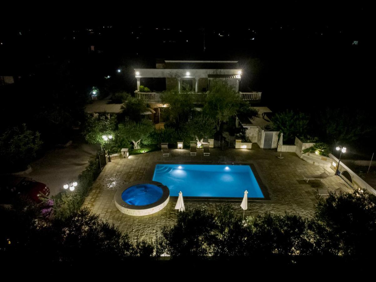 Appartamento Ortensia In Villa Mariella Ostuni Exterior foto