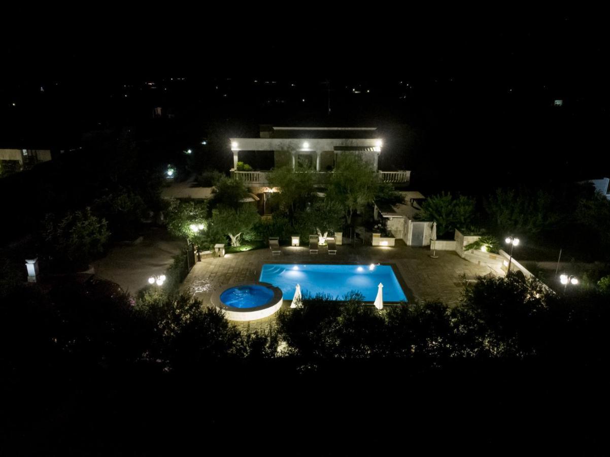 Appartamento Ortensia In Villa Mariella Ostuni Exterior foto