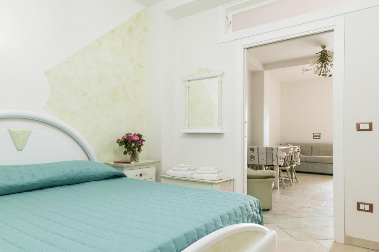 Appartamento Ortensia In Villa Mariella Ostuni Exterior foto